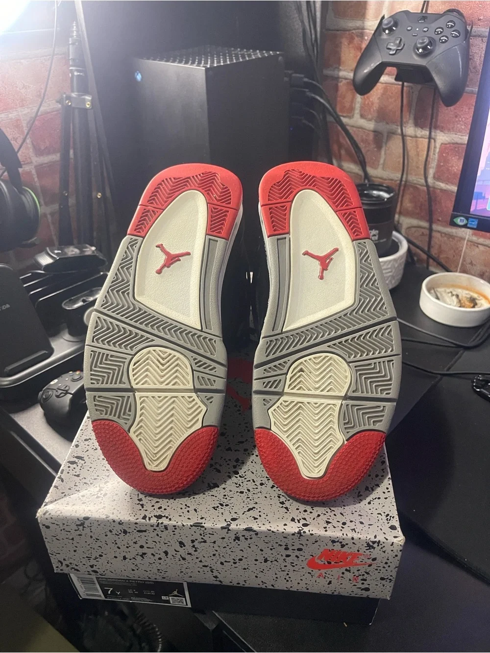 Jordan Air Jordan 4 Retro (GS) Black/Red/Cement Grey Box